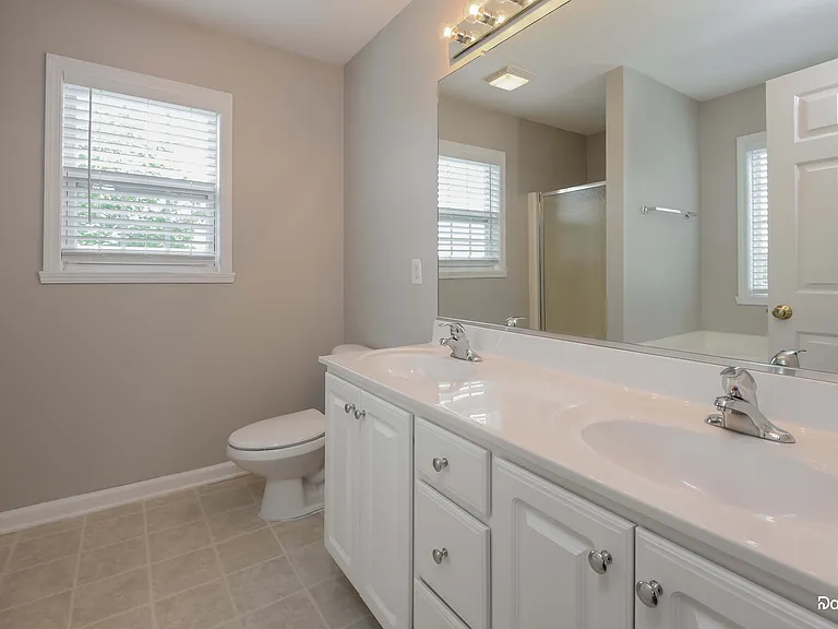 4579 River Gate Dr — Photo 14