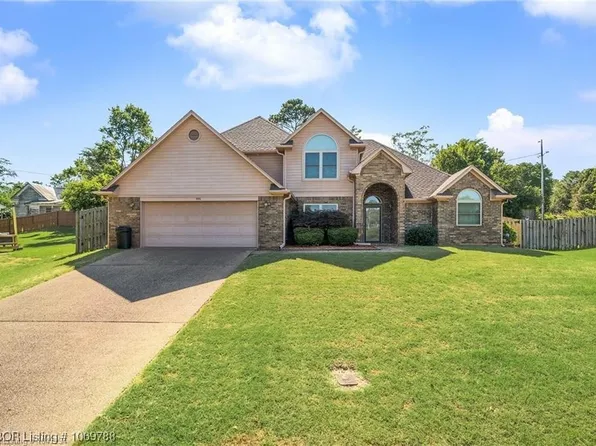 905 N 19th Cir, Van Buren, AR 72956