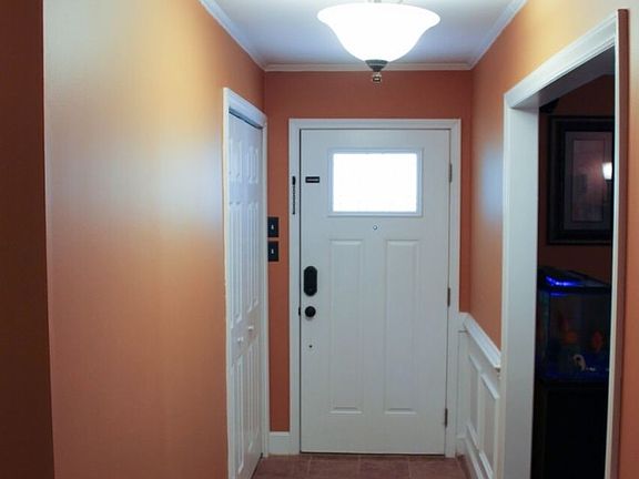 2nd image of 125 E Lockman St