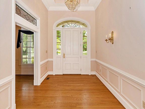 4th image of 1120 William Way