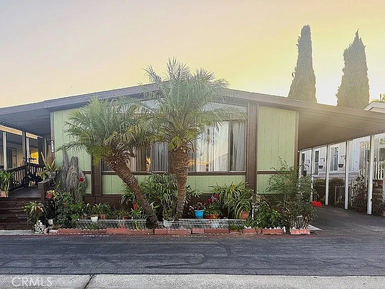 1st image of 139 La Burnum Ln #139