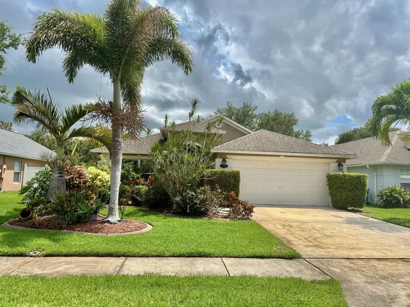 2273 Glasbern Cir, West Melbourne, FL 32904
