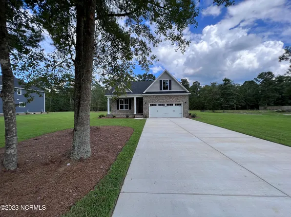 25 S Beatrice Drive, Rocky Point, NC 28457