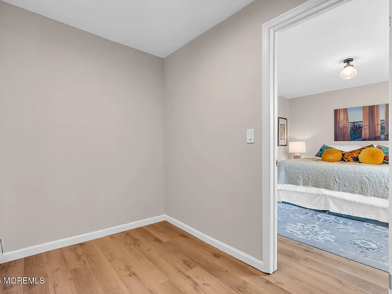 282 Carr Ave #1 — Photo 20