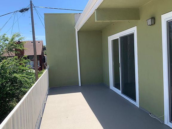 4th image of 1956 Apex Ave #4
