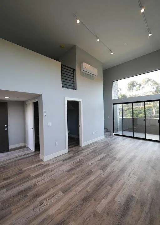 8465 Broadway #306