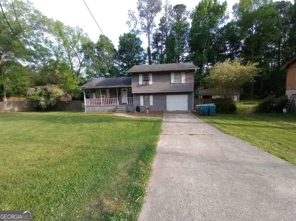 55 Porter Cir, Hampton, GA 30228