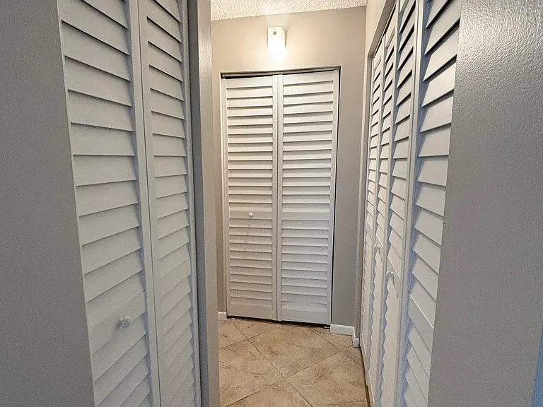 203 Foxtail Dr #F1 — Photo 14