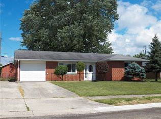 1960 Fair Oaks Dr, Sidney, OH 45365