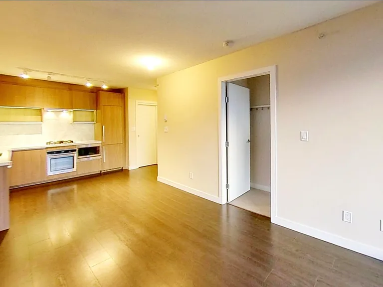 13750 100th Ave #2515 — Photo 3