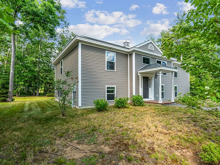 61 Julian Huxley Ln — Photo 44