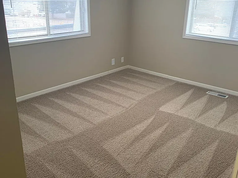 Superior Place Apartments — Photo 51