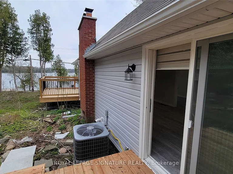 5749 Lakeshore Rd #1 — Photo 26