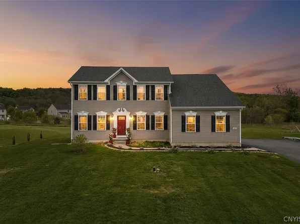 8809 Quarter Horse Run, Chittenango, NY 13037