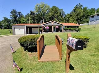 171 Lariat Dr, Gallipolis, OH 45631