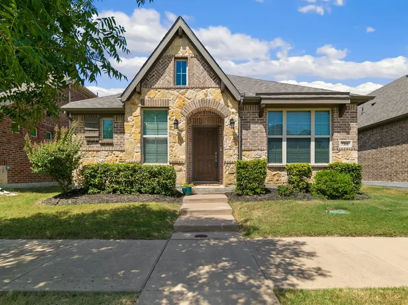 7304 Elm Grove Ln, Aubrey, TX 76227