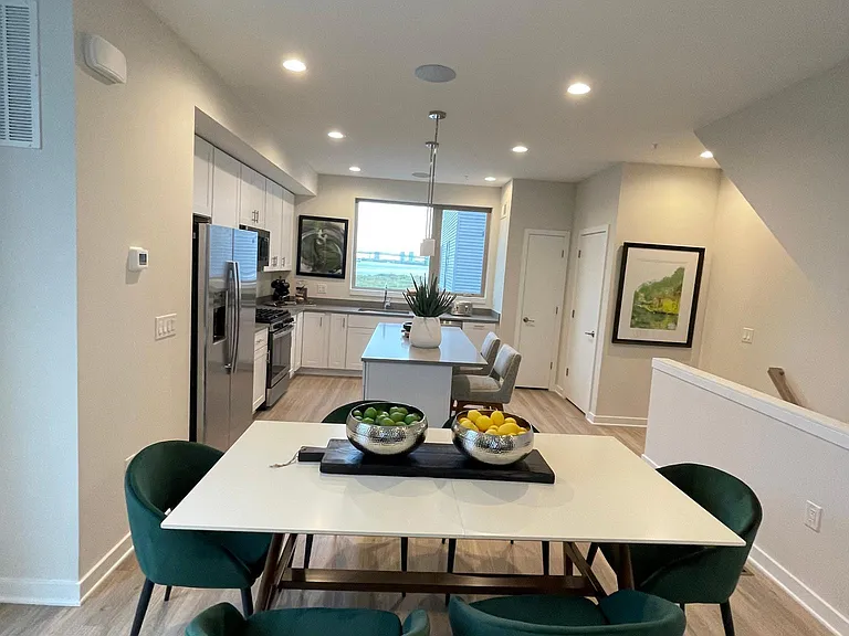 3003 Evergreen Walk — Photo 15