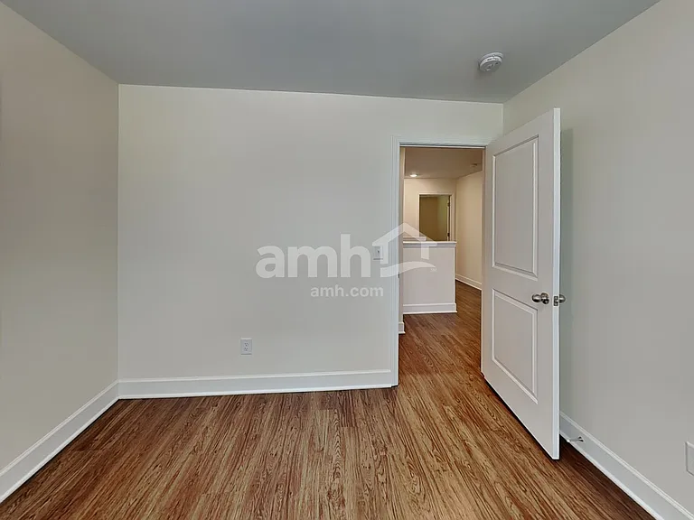 4805 Horatio Ct — Photo 16
