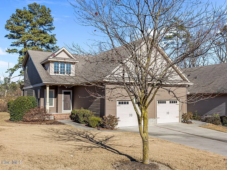 58 Cypress Cir — Photo 2