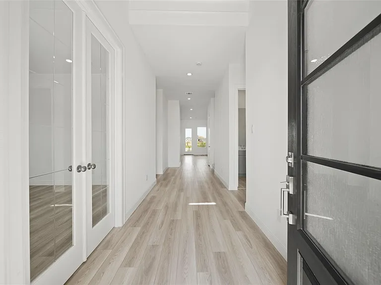 4535 Windmill Landing Ln — Photo 6