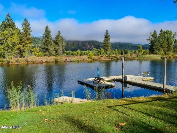 17619 E Castaway Ct, Coeur D Alene, ID 83810
