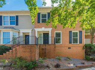 72 Mount Vernon Cir, Sandy Springs, GA 30338