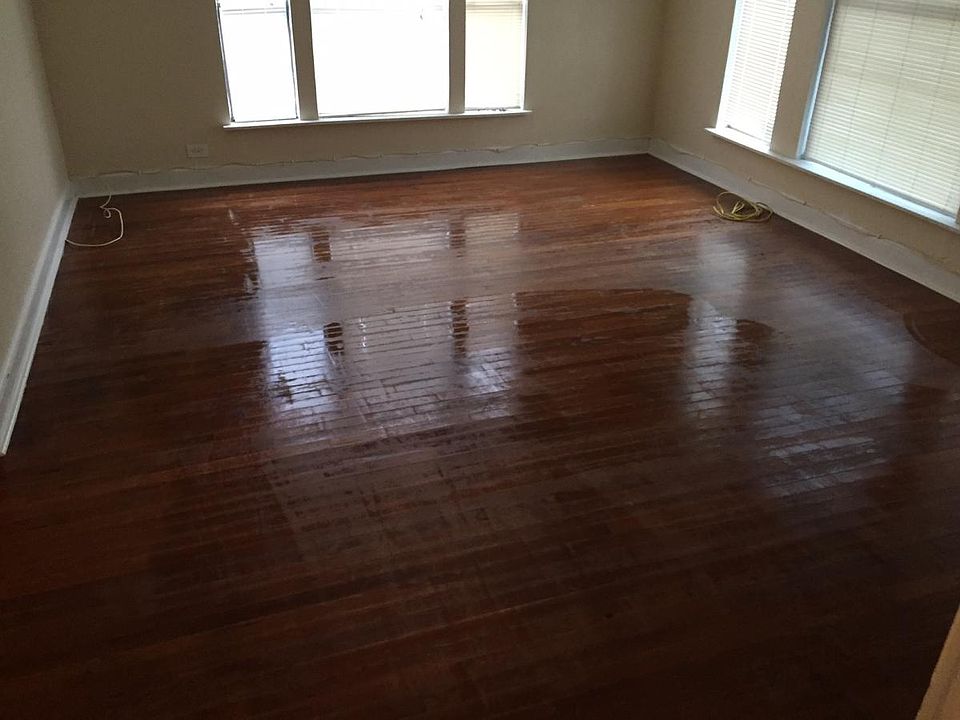 2nd image of 150 Hearne Ave