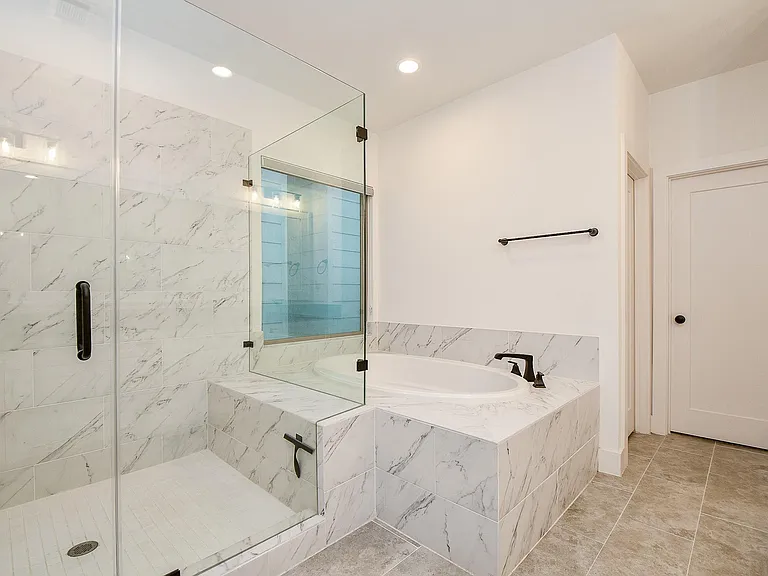 4403 Greeley St — Photo 19
