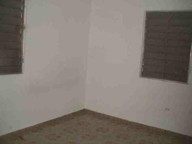 2nd image of 45 Calle 10