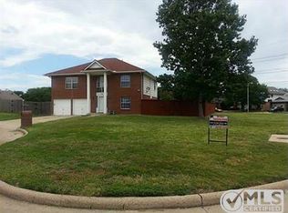 5503 Wellston Ct, Arlington, TX 76018