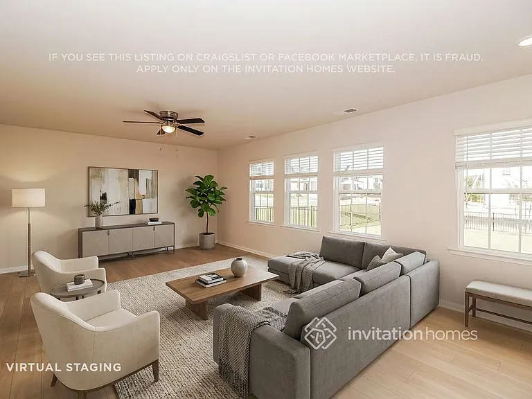2046 Morning Gold Dr — Photo 5