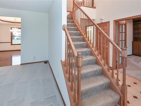 4th image of 27371 Maurer Dr