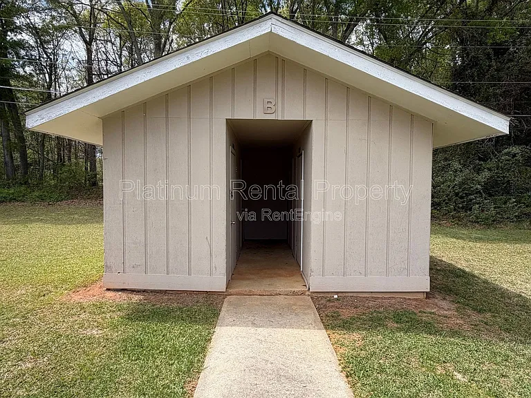 1492 Waverly Way #B-4 — Photo 15