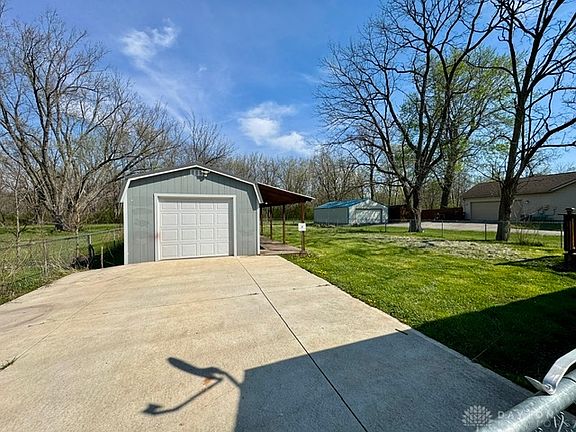 4th image of 4744 Oxtoby St