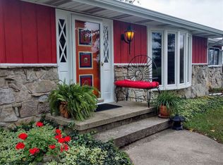 908 Leatherwood Rd, Bedford, IN 47421