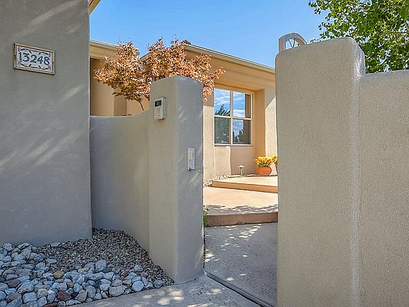 5th image of 13248 Twilight Trail Pl NE