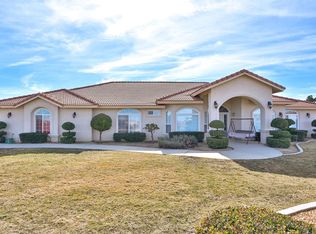 7025 Canon Rd, Oak Hills, CA 92344