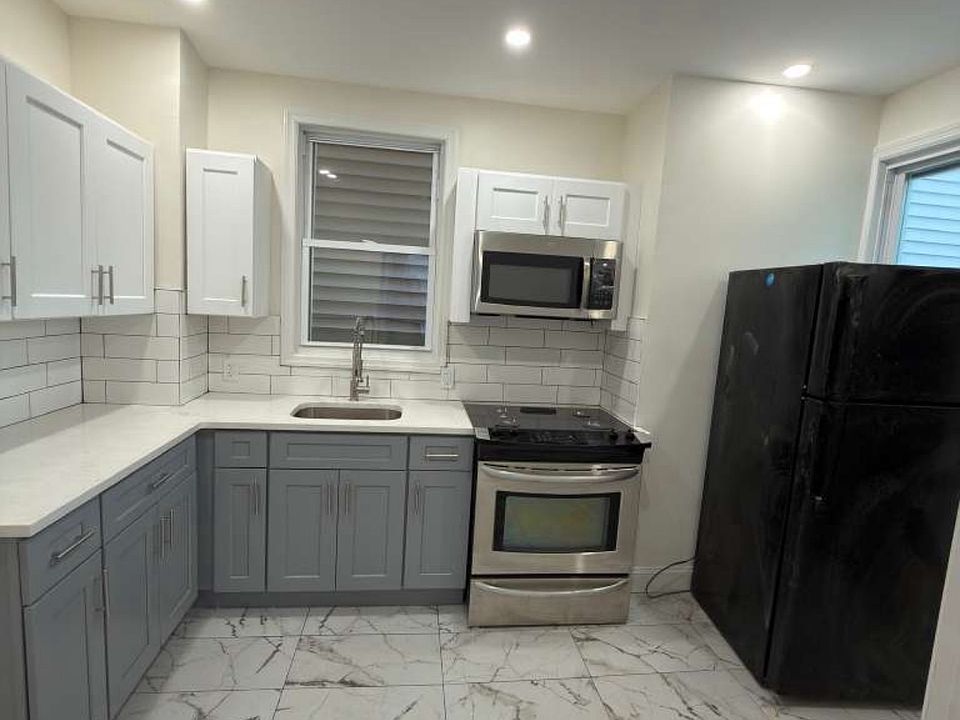 1st image of 150 Armstrong Ave #2A