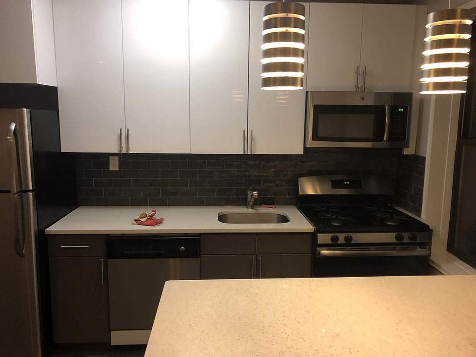 1st image of 3900 Kings Hwy APT 3N