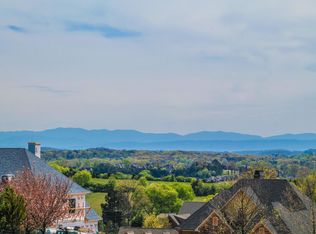 Lone Willow Dr, Knoxville, TN 37934