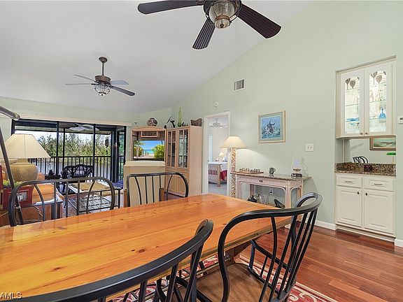 5th image of 7533 Captains Harbor Dr APT 904