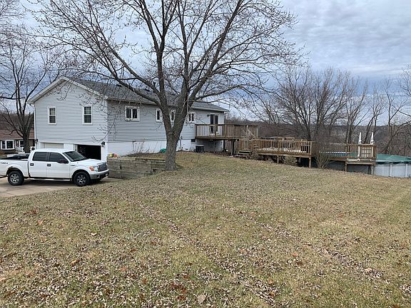 5th image of 409 Kerfoot St
