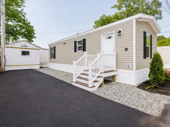 1346 Newport Ave #B5, Attleboro, MA 02703