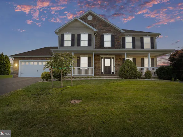 422 Raleigh Ave, Chambersburg, PA 17202