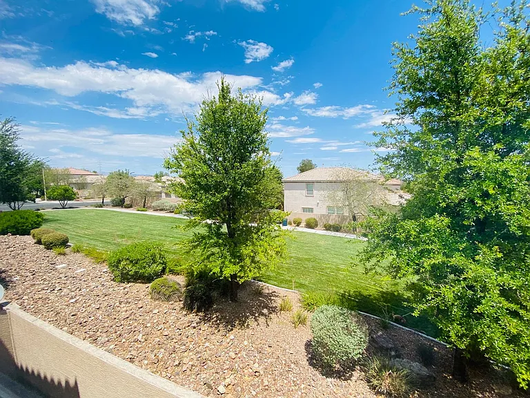 11212 Salentino Ave — Photo 16
