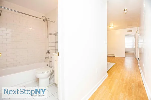 Rented by NextStopNY | media 13