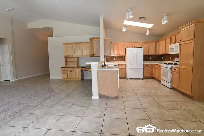 3615 Villa De Paz Ct — Photo 12