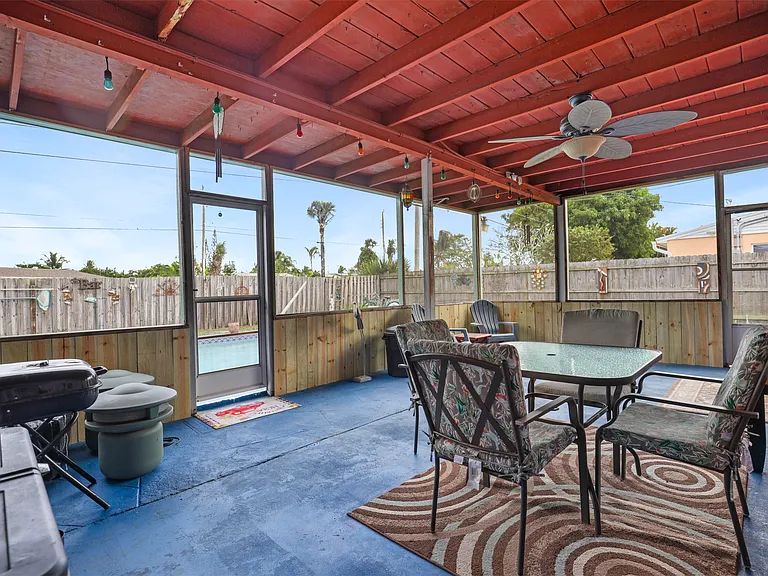 9412 Bellewood St — Photo 27