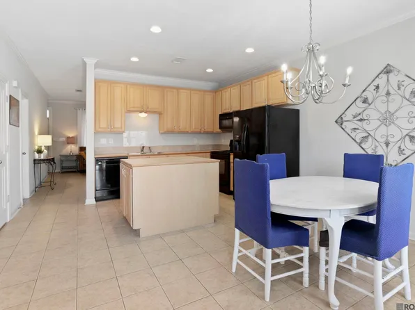 4000 Lake Beau Pre Blvd APT 42, Baton Rouge, LA 70820