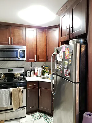 Rented by Signature Property Realty | media 8